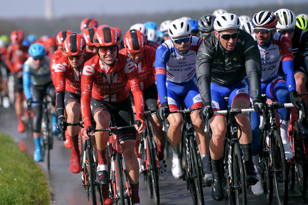 Sunweb move up in the peloton