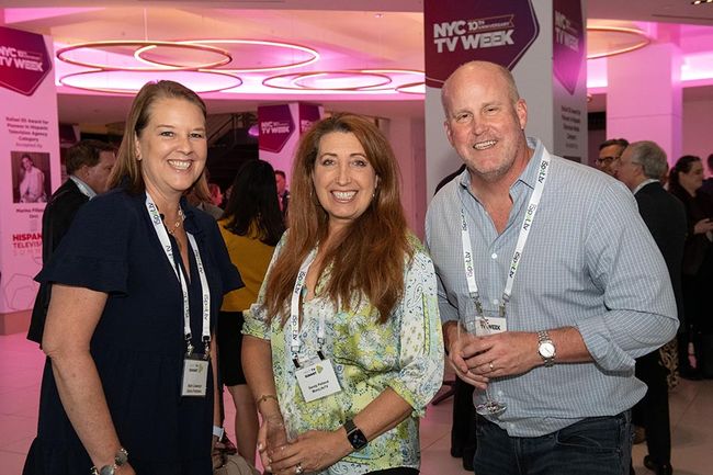 (From l.): Beth Llewelyn of Zebra Partners, Sandy Pelland of MomLife TV and Patrick Crakes of Crakes Media.