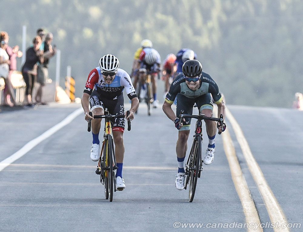 Griffin Easter (303 Project) beats Jonathan Brown (Hagens Berman Axeon) on stage 3b of the Tour de Beauce.