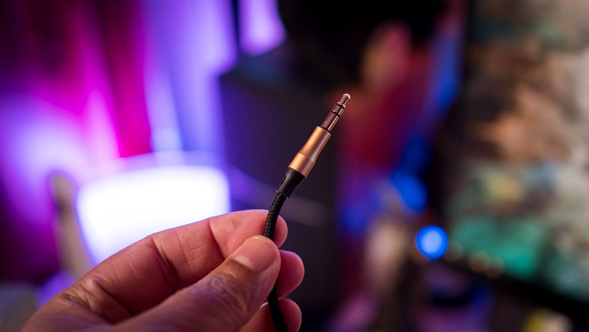 Meze 99 Classics cable 3.5mm connector