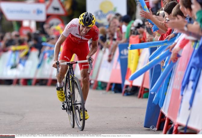 Dani Navarro (Cofidis) sprints for the stage 16 finishline