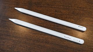 Apple Pencil 2 next to NovaPlus A8 Duo