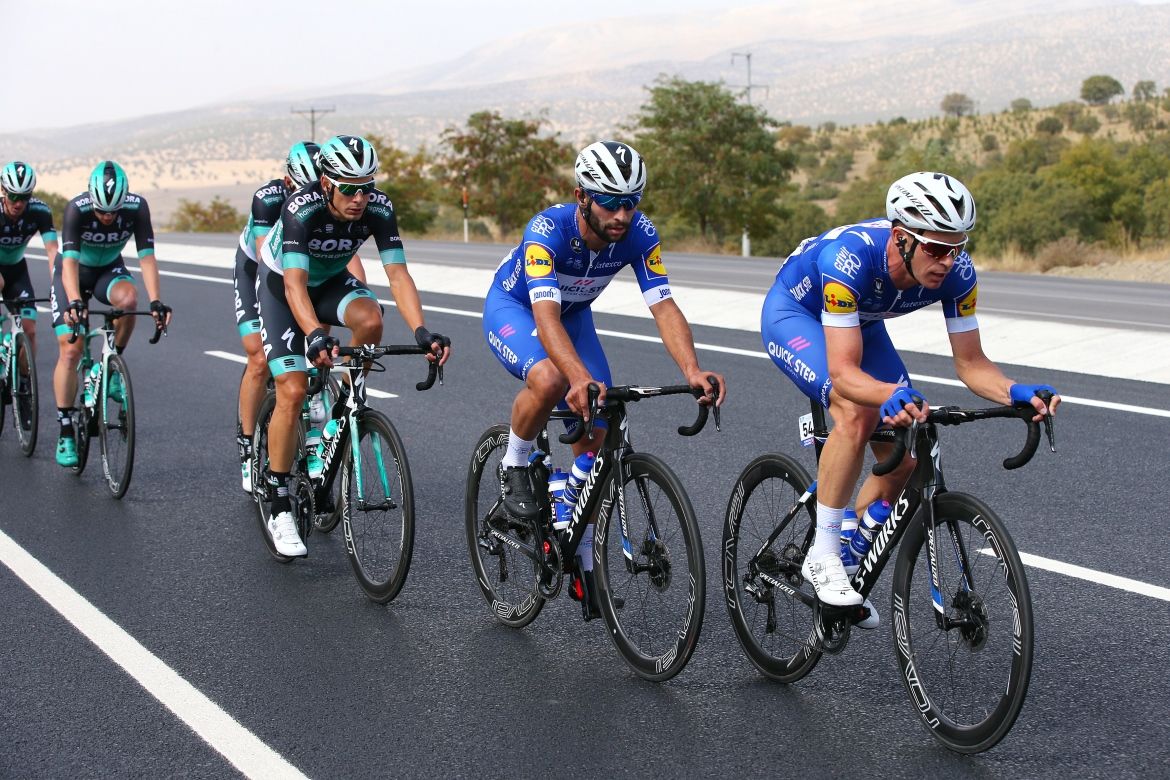 Quick-Step and Bora did the work in the peloton