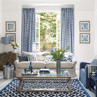 blue living room ideas with bold blue and white patterns