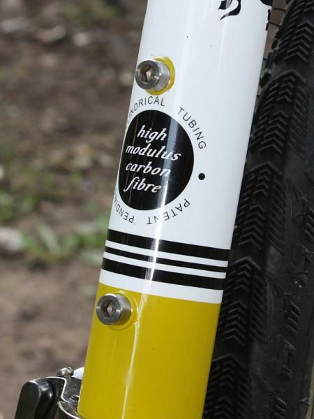 Ibis takes the gram-shaving seriously: titanium bottle bolts are included as stock equipment.