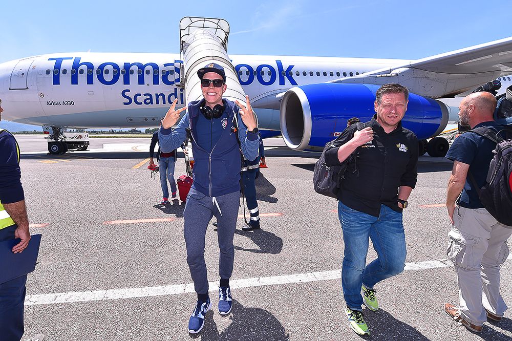 Bob Jungels arrives in Italy during the first rest day of the 2016 Gi
