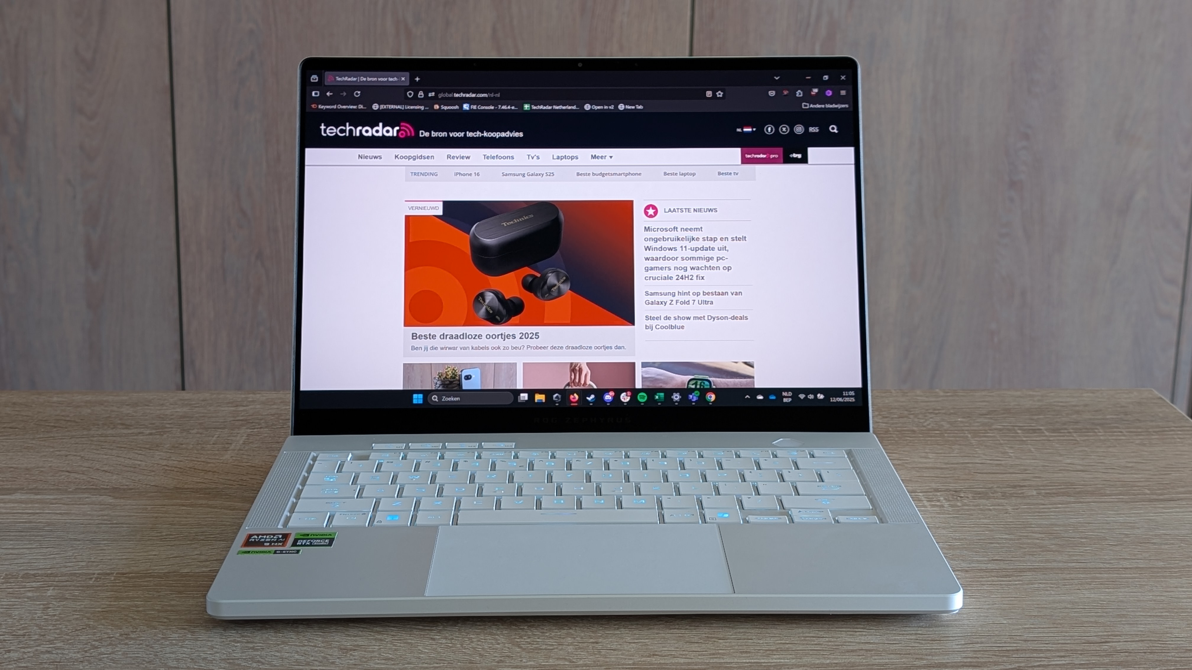 ASUS ROG Zephyrus G14 (2025)