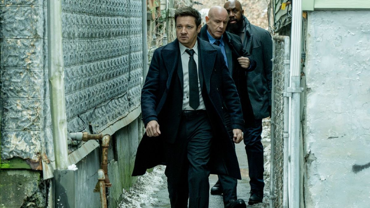 ‘I Had To Interject Things That Are Happening In My Life:’ Jeremy Renner Candidly Told Me How His Injuries Impacted His Mayor Of Kingstown Character ‘I Had To Interject Things That Are Happening In My Life:’ Jeremy Renner Candidly Told Me How His Injuries Impacted His Mayor Of Kingstown Character