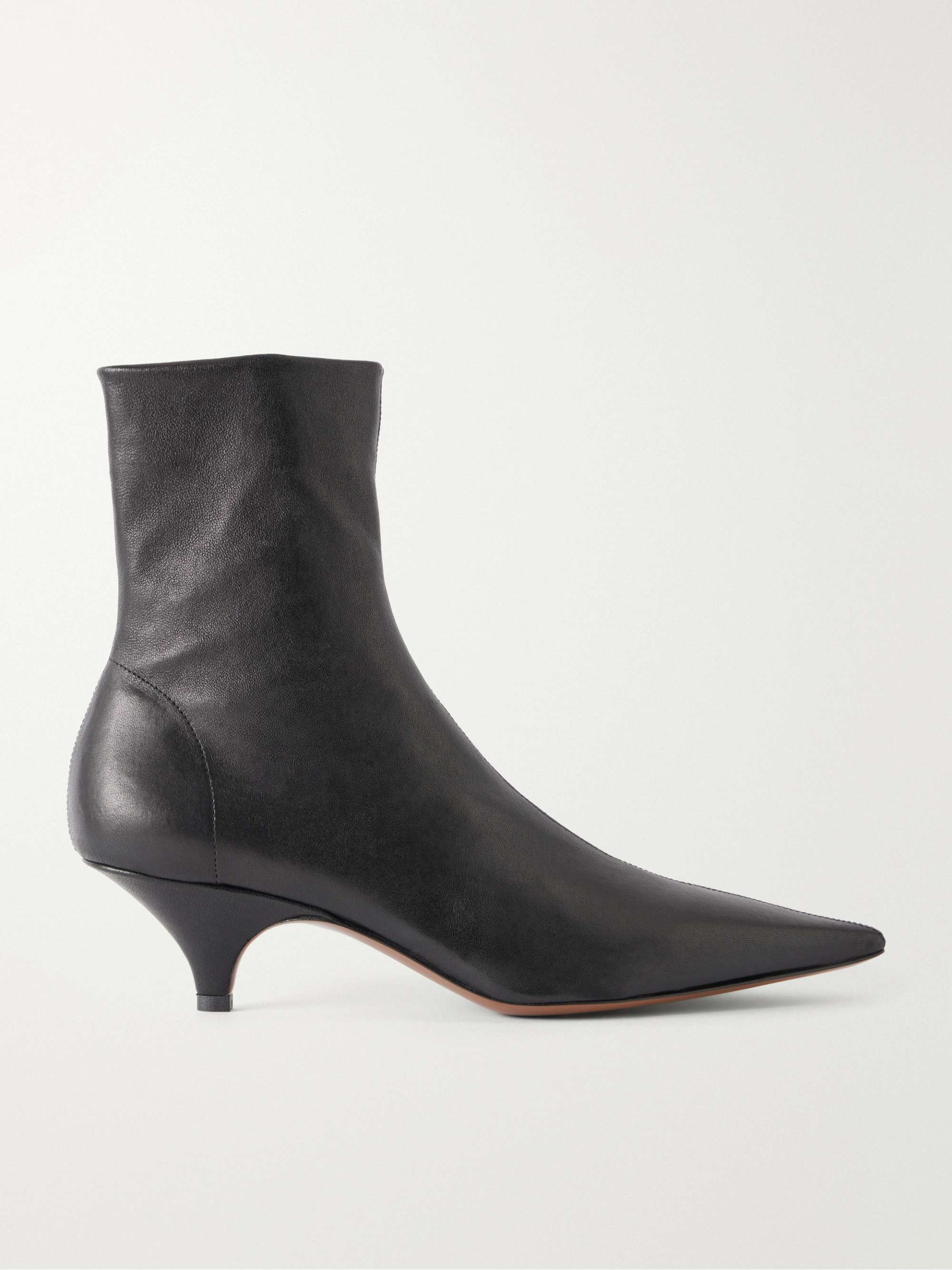 Poera 40 Leather Ankle Boots