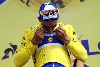 Julian Alaphilippe (Deceuninck-Quick Step) celebrates his race lead at the Tour de France