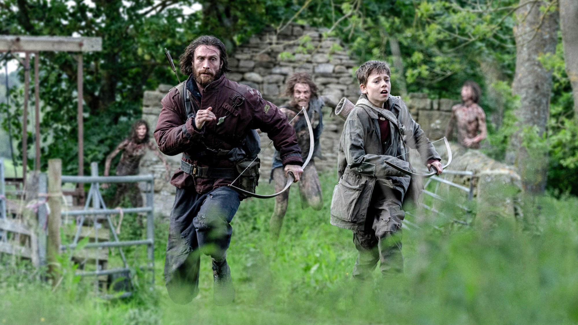 Aaron Taylor-Johnson and Alfie Williams in 28 Years Later