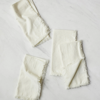 white cloth napkins