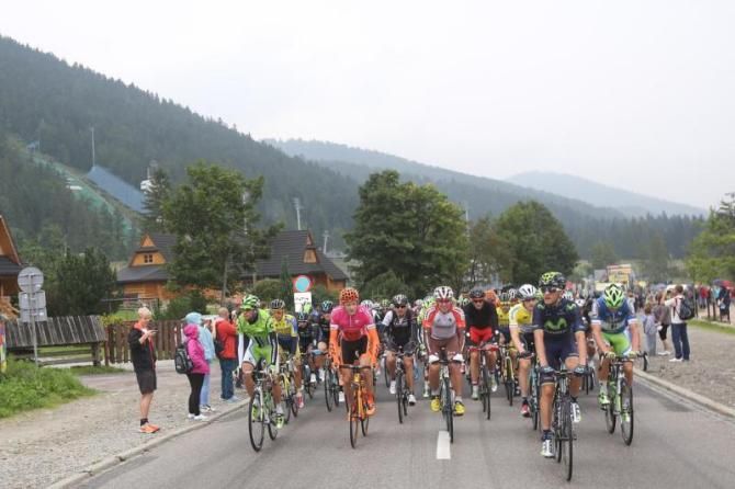 The rainy start of stage 5