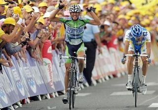 Stage 10 - Mercado jubilates as Dessel takes overall lead