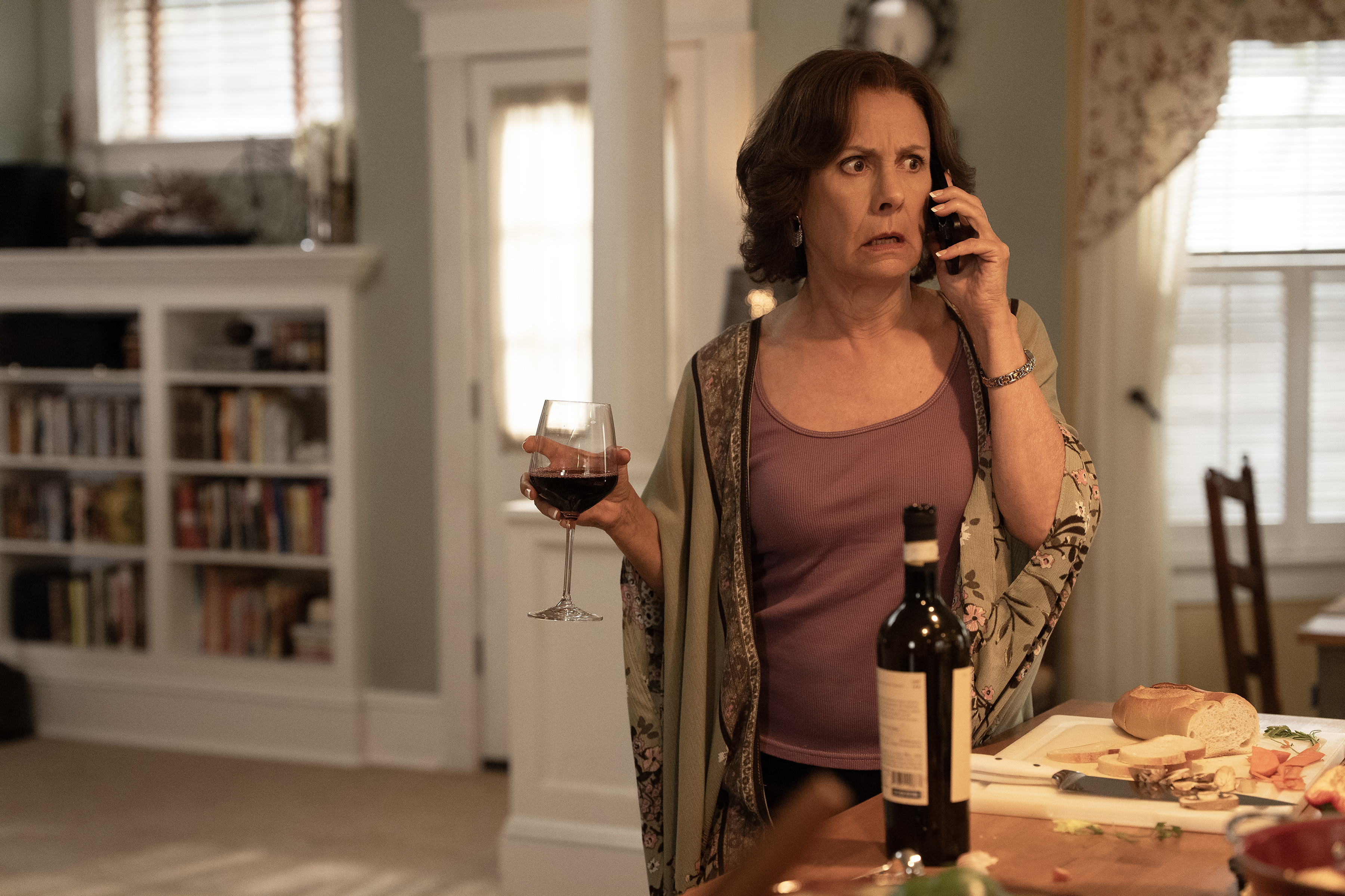 Laurie Metcalf as Linda in Episode 104 of BIG MISTAKES.