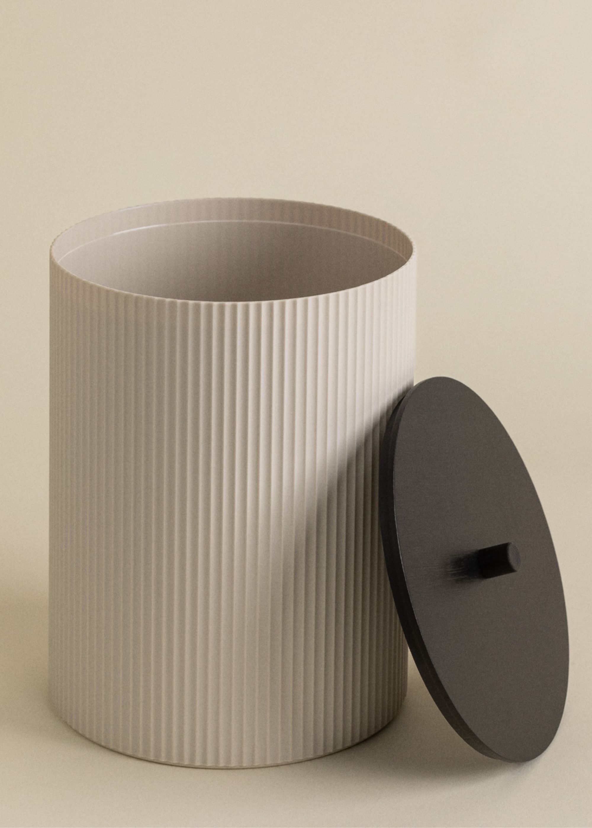 Sklum UK, Trash Can With Lid in Abs and Ozene Bamboo