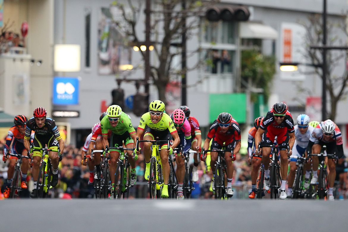 Fumiyuki Beppu (Trek-Segafredo) on his way to the win in the Japan Cup criterium