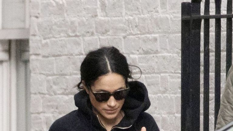 Eyewear, Sunglasses, Glasses, Street fashion, Cool, Outerwear, Vision care, Black hair, Photography, aviator sunglass,