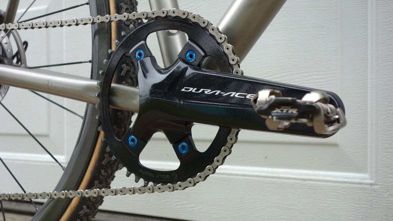 Selander runs his Shimano Dura-Ace R9100 crankset as a 1X system using a Wolftooth chainring