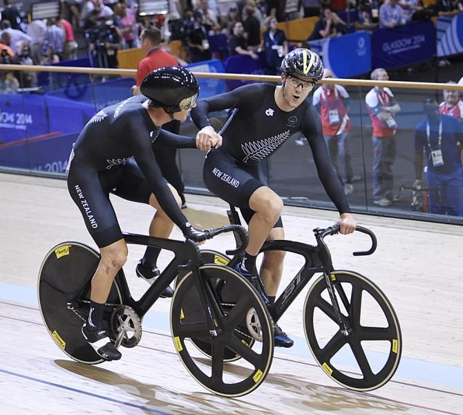 Thomas Scully (New Zealand) and teammate Aaron Gate (New Zealand)