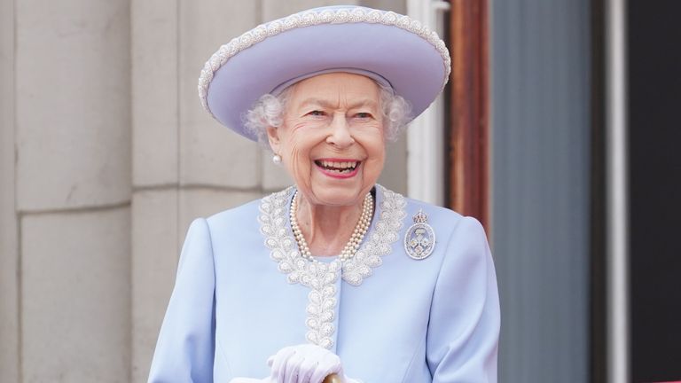 Queen's social media change has seen her profile and banner pictures replaced with those taken at the Platinum Jubilee