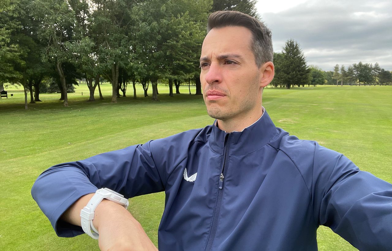 Joel Tadman testing the Bushnell Ion Elite Golf GPS Watch