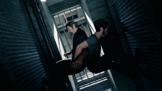 Leo and Vincent shimmy up a wall in A Way Out