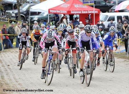 Wendy Simms (Ridley - FSA) led from the start.