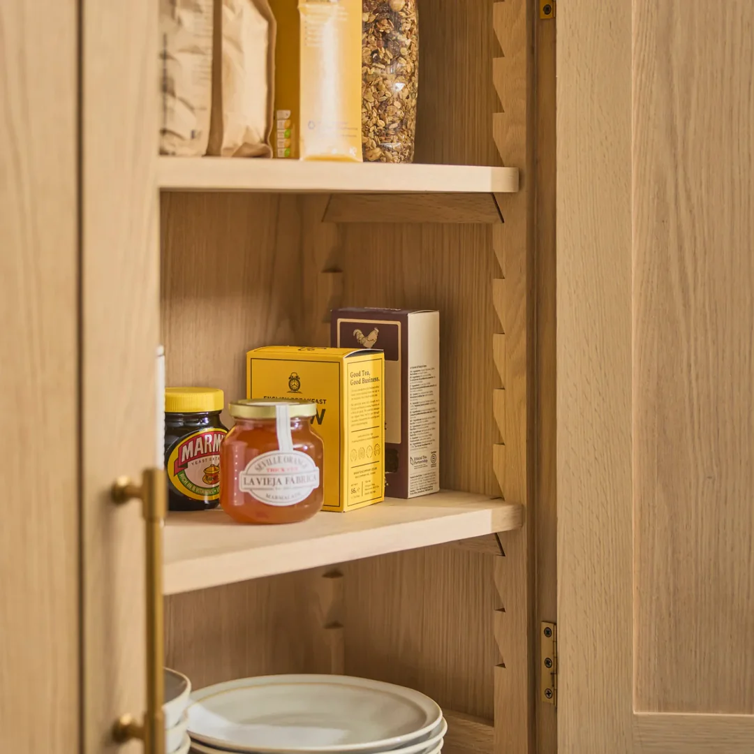 Neptune, Borough Oak Kitchen Wall Cabinet