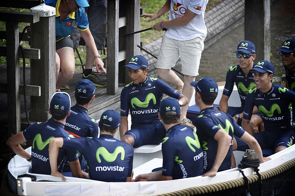 Movistar rides in on a canal boat