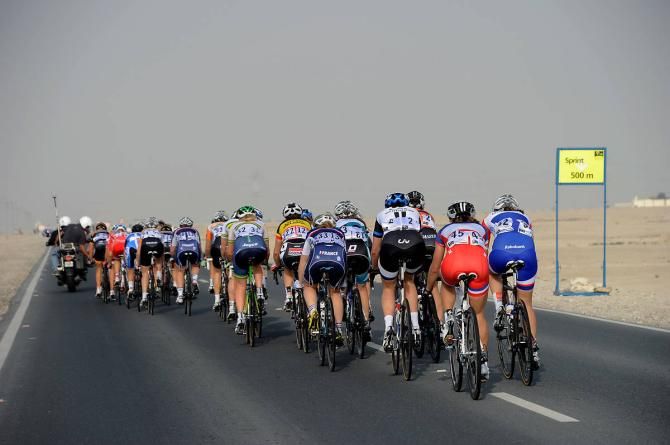 The bunch stayed together until the first sprint