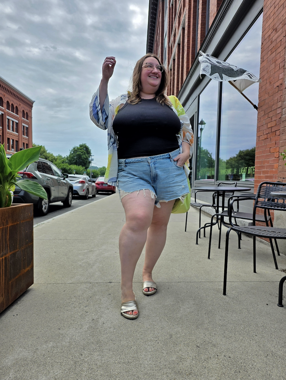 Sarah Chiwaya styled Abercrombie &amp;amp; Fitch denim shorts from her Vermont packing list
