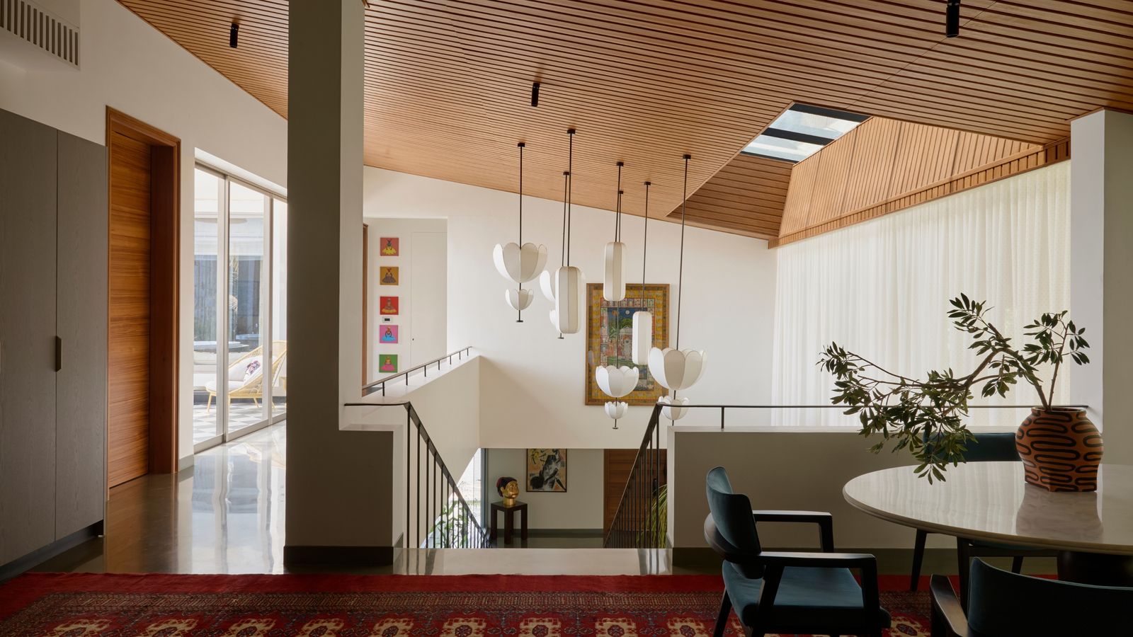 7 Ways to Hang Art Like an Interior Designer | Livingetc