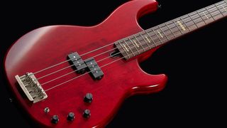 Yamaha Peter Hook Signature BB bass