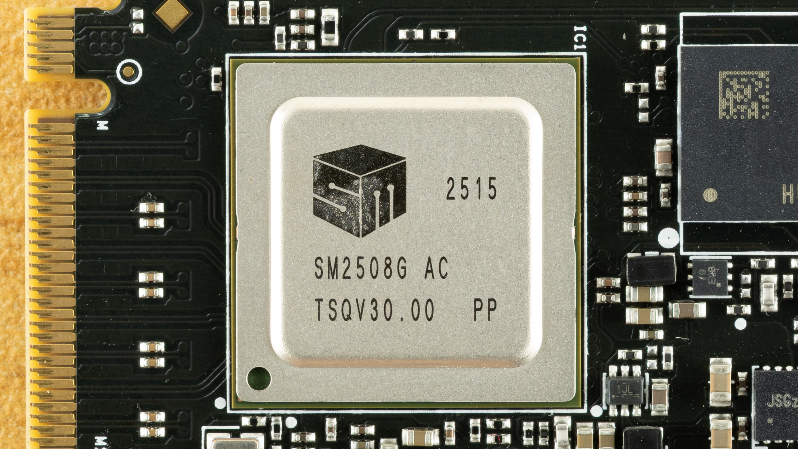 ترانسيند 260S 2 تيرابايت SSD