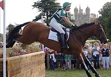 Mary-King-Cashel-Bay-Burghley.jpg
