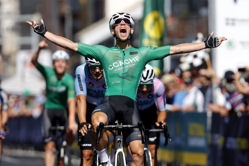 Graeme Frislie (CCACHE x PAR KÜP) celebrates victory at the AusCycling Road National Championships U23 Men&#039;s criterium 