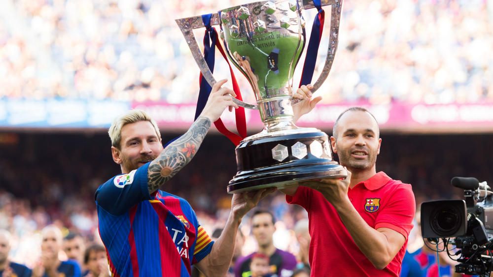 Barcelona 17 18 Iniesta S La Liga Triumphs Fourfourtwo