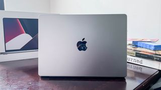 MacBook Pro 14