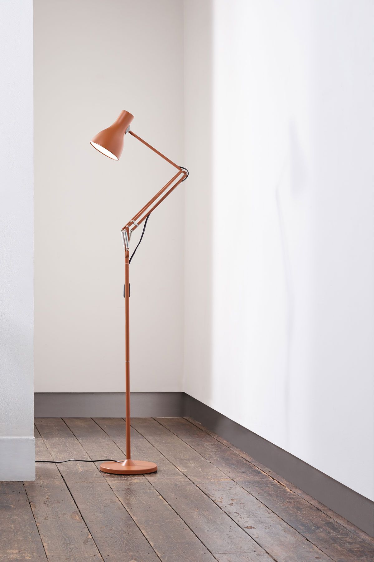 Nouveaux ajouts à la collection Anglepoise x Margaret Howell