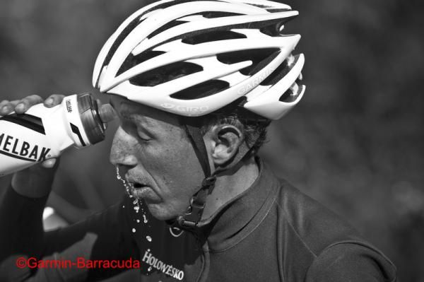 Daniel Martin (Garmin-Barracuda) cools down