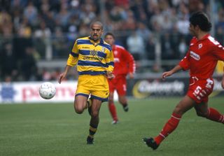 Juan Sebastian Veron in action for Parma against Fiorentina in 1998.