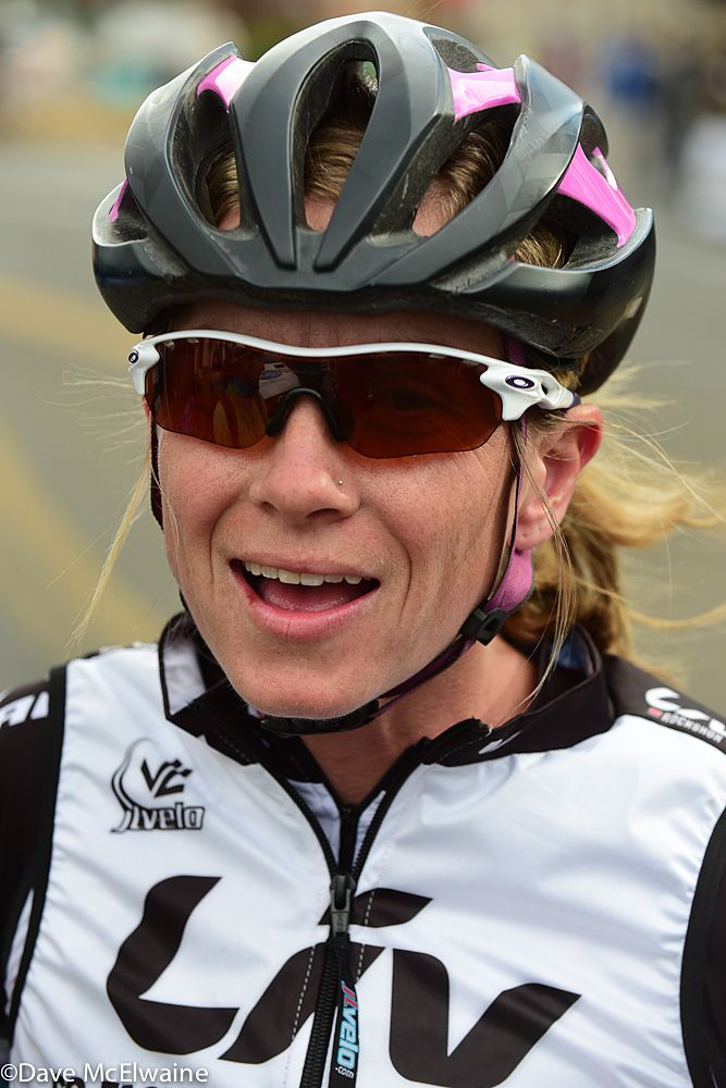 Amy Beisel (Liv Cycling) at the start