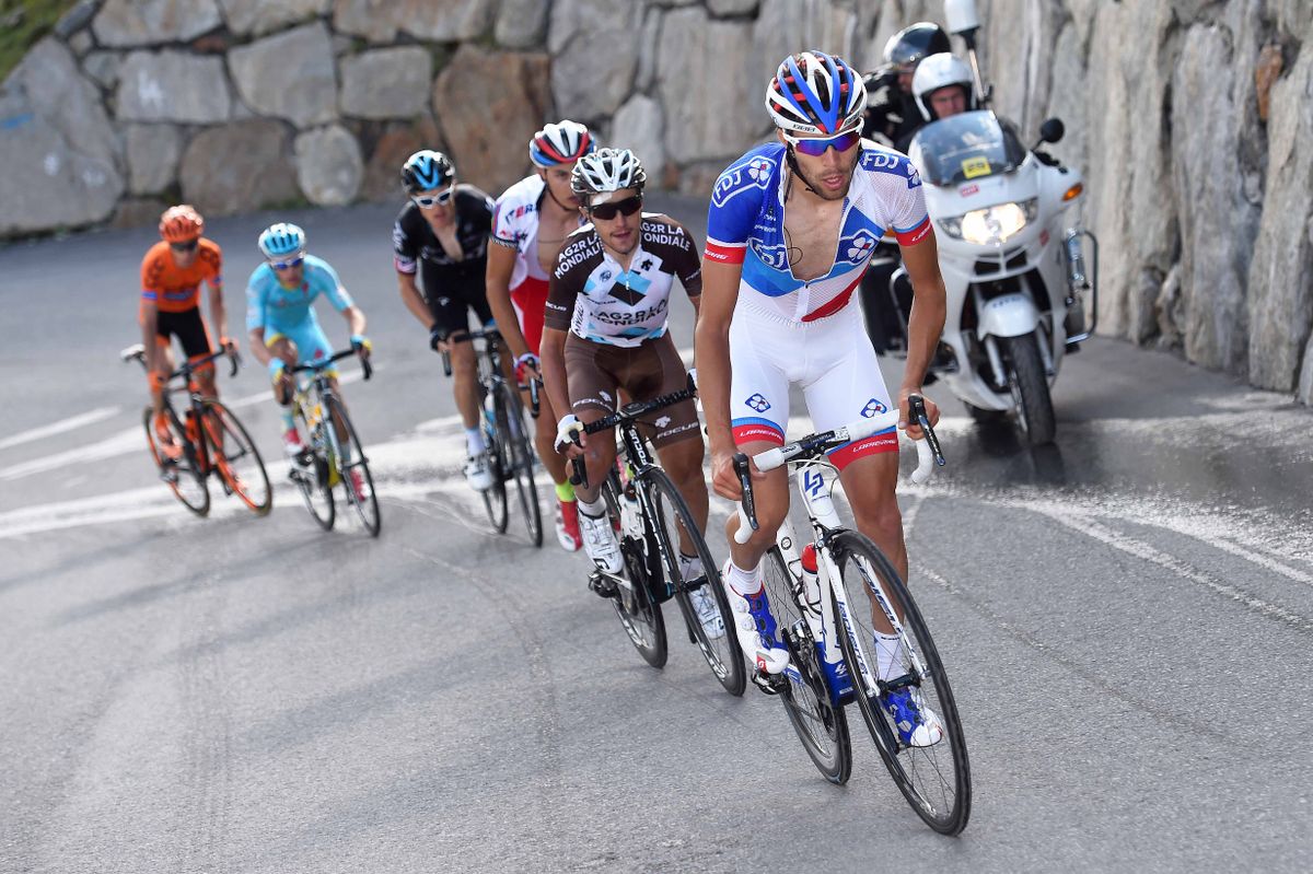 Thibaut Pinot (FDJ) pushes the pace