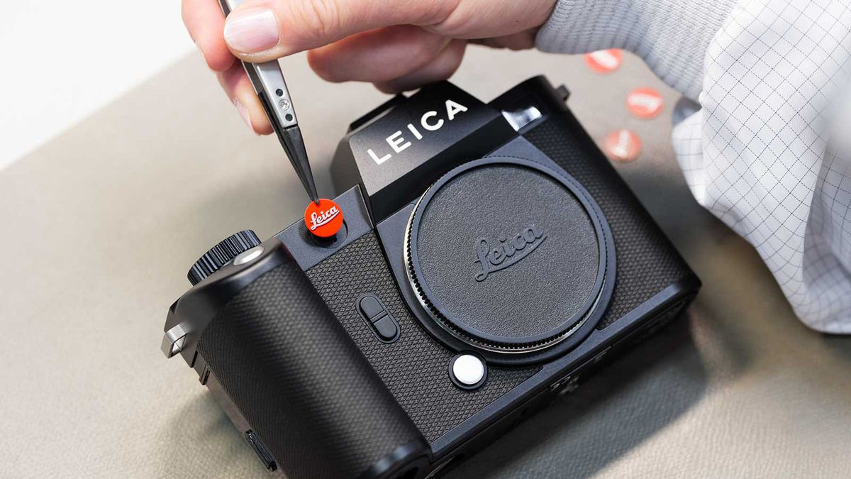 THIS is why Leica is so expensive