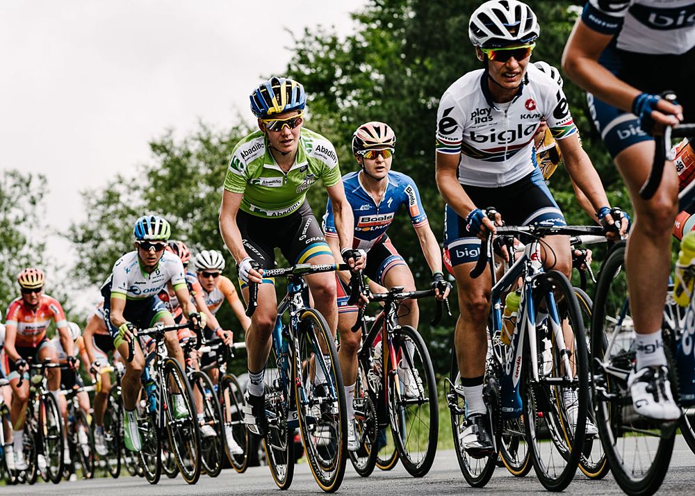 Emma Johansson (Orica-AIS) and Ashleigh Moolman (Bigla)