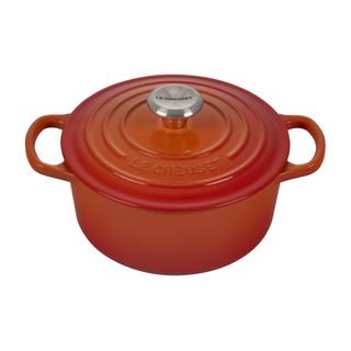 Le Creuset Signature Enameled Cast Iron Round Dutch Oven