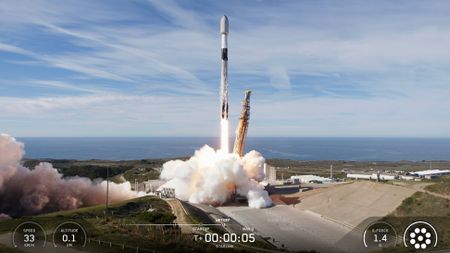 A SpaceX Falcon 9 rocket launches 28 Starlink satellites from California’s Vandenberg Space Force Base on Dec. 4, 2025.