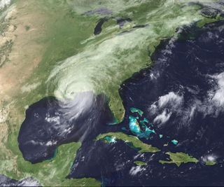 Hurricane Katrina Arrives