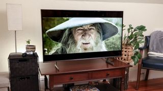 Gandalf on a Samsung DU7200 LED TV